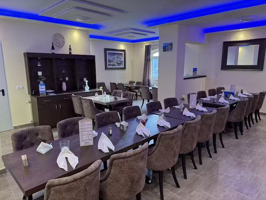 SIRTAKI &bull; Griechisches Restaurant