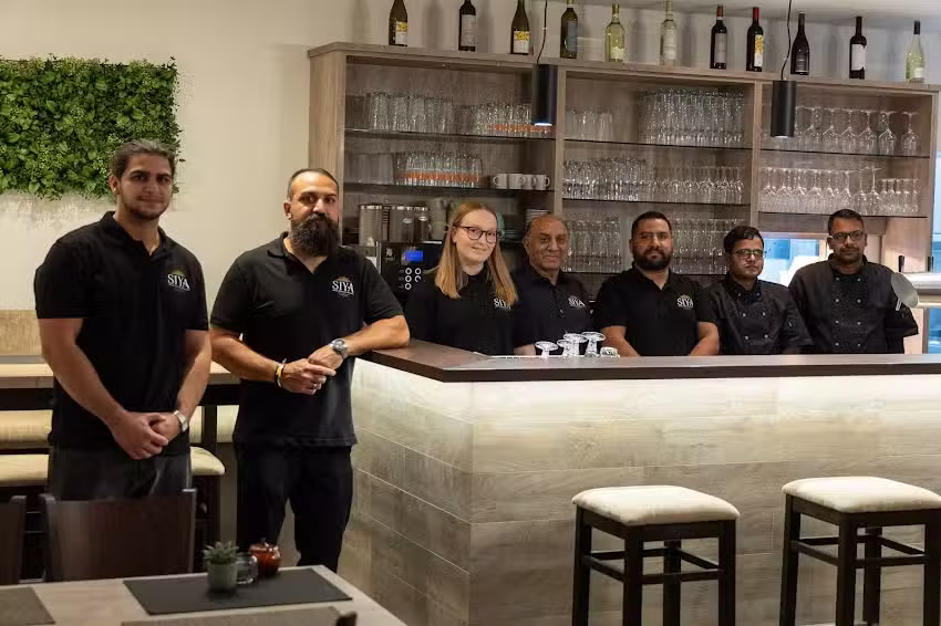 SIYA Indian Tandoori Restaurant