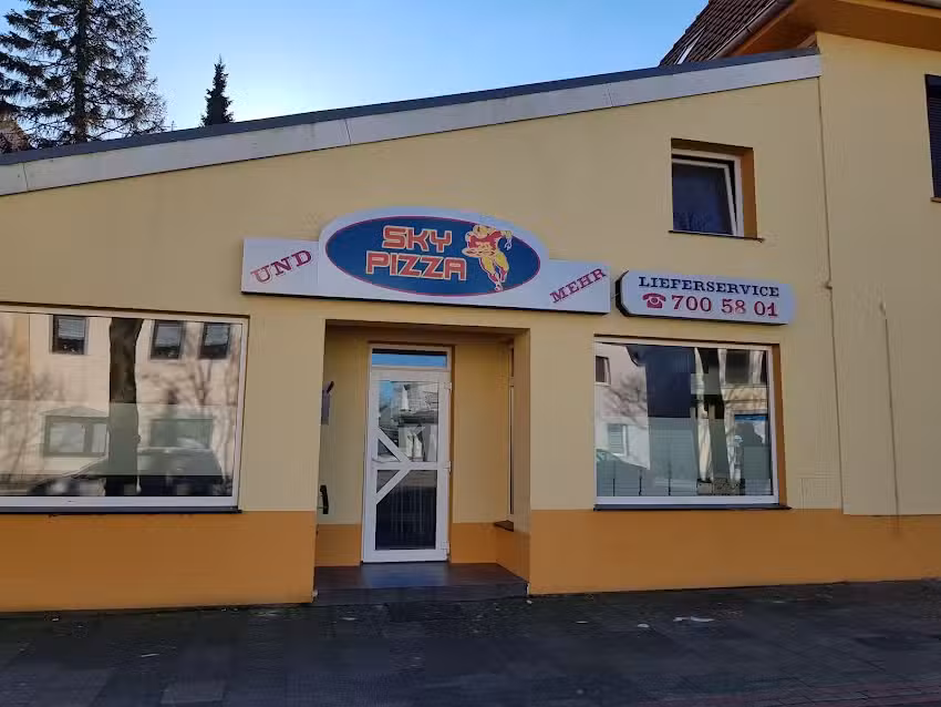 Sky Pizza und Indian Food