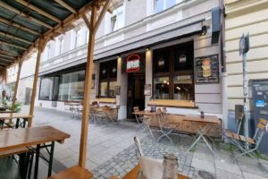 SMASH OR PASS &ndash; BURGER & BAR