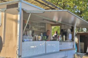 Snack Bar ,,Heißer Sand“