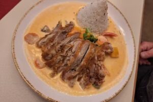 Son Thuy TV Gaststätte Haßfurt