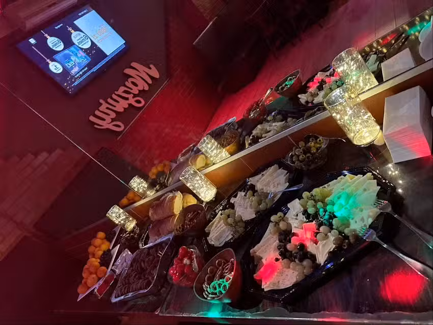 Sonderbar Mazury, Polnische Bar