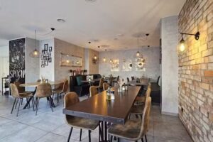 Spoon Restaurant & Bar