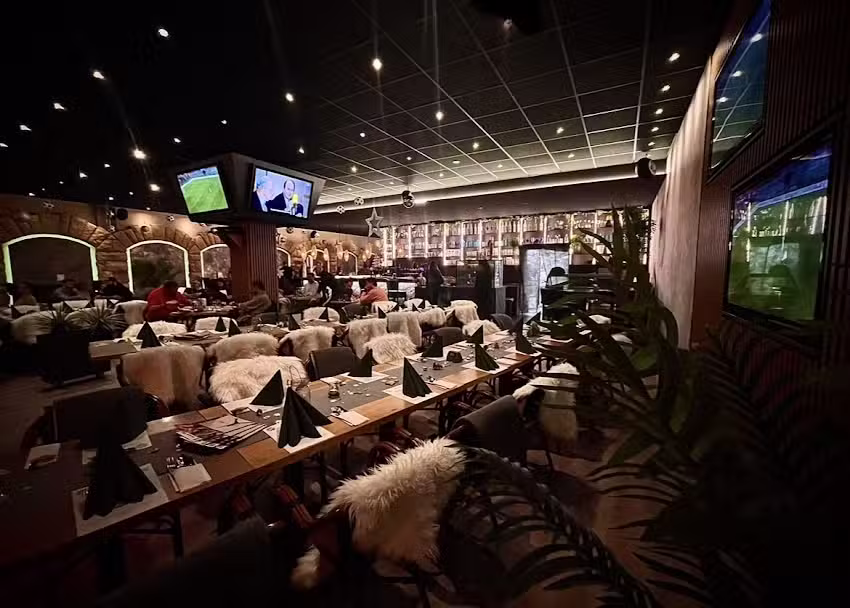 Sportsbar&Restaurant Triangel