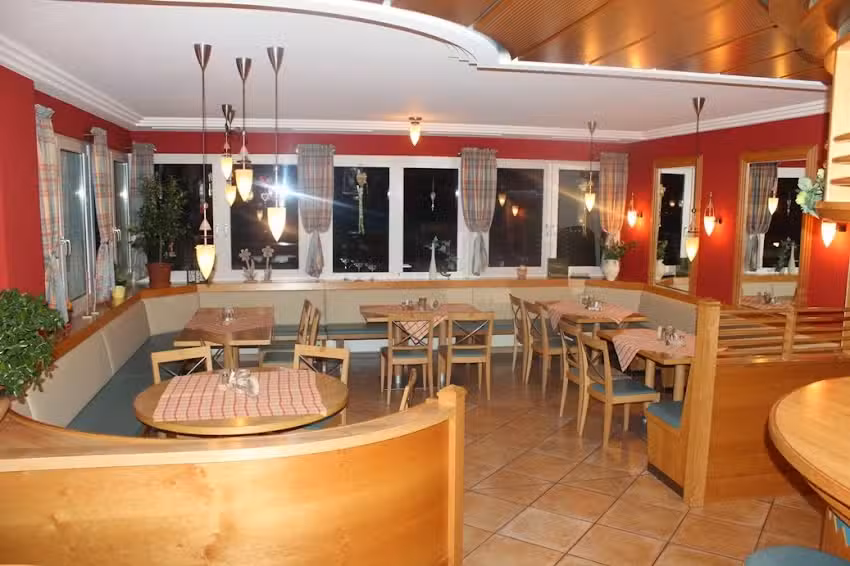 SpoZe &bdquo; Genie&szlig;en Mit Freunden&ldquo;