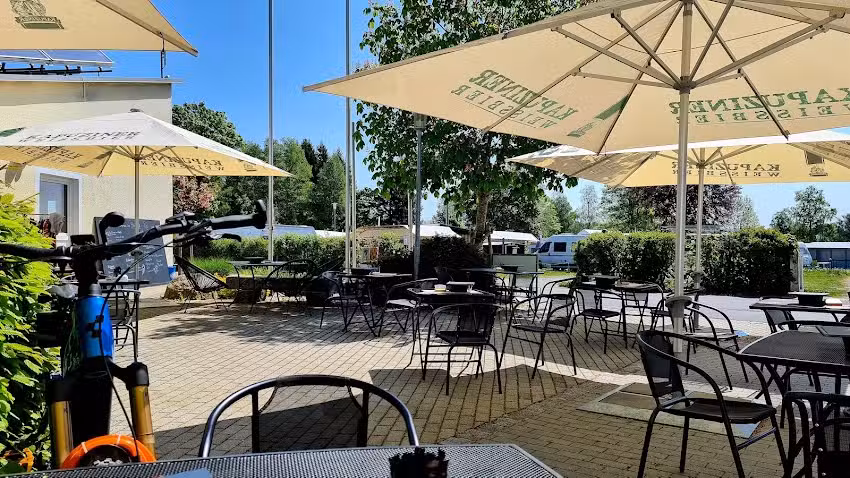 Stadtbad Wei&szlig;enstadt &ndash; Restaurant & Campingplatz