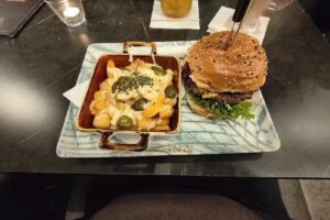 Statement Bar & Lounge