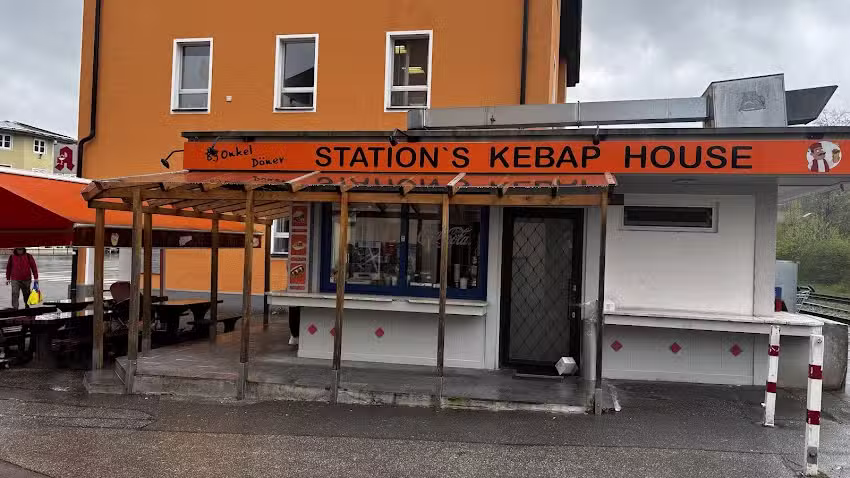 Station&acute;s Kebap House by Onkel D&ouml;ner