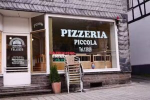 Steh-Pizzeria Piccola