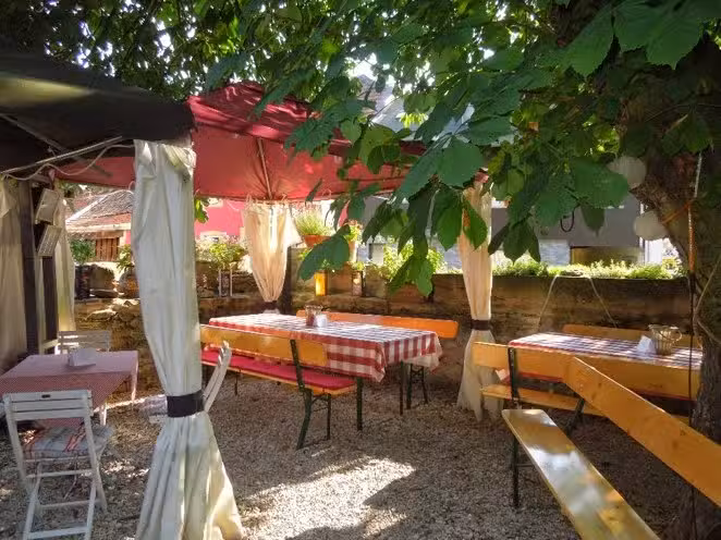 Stella Biergarten & Scheunenrestaurant