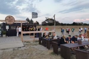 Strandbar Strukkamp