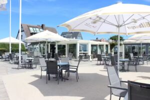 Stranders &ndash; Restaurant & Bar