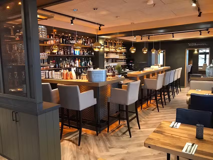 Strandl&uuml;cke Restaurant & Bar