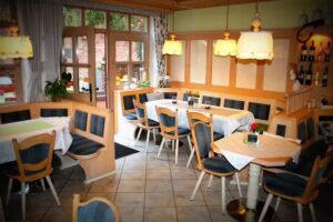S&uuml;dtiroler Stube Moosburg