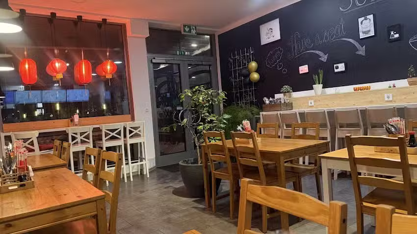 Sumo Sushi&More