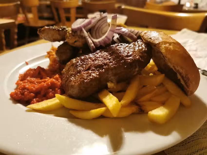 S&uuml;ndersb&uuml;hler Br&auml;ust&uuml;berl