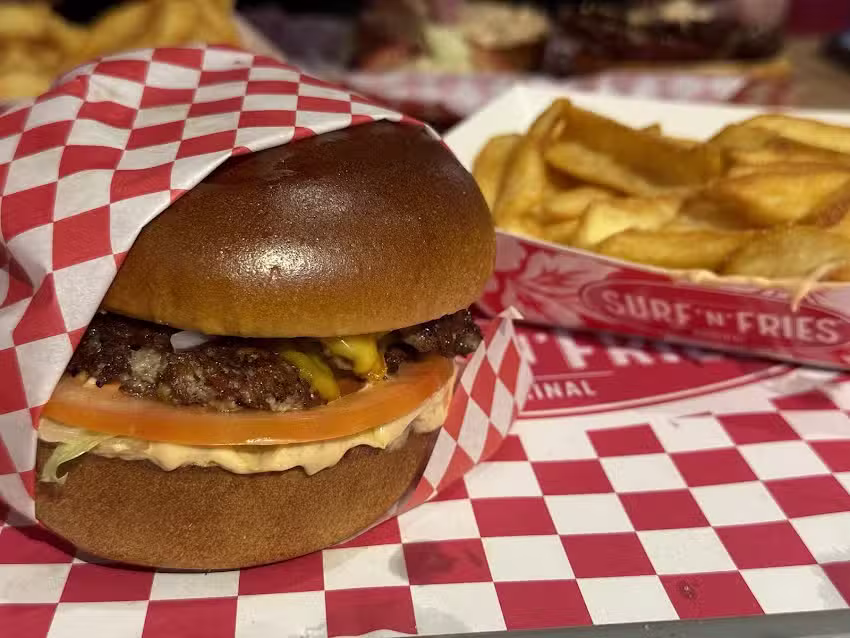 Surf&rsquo; n&rsquo; Fries