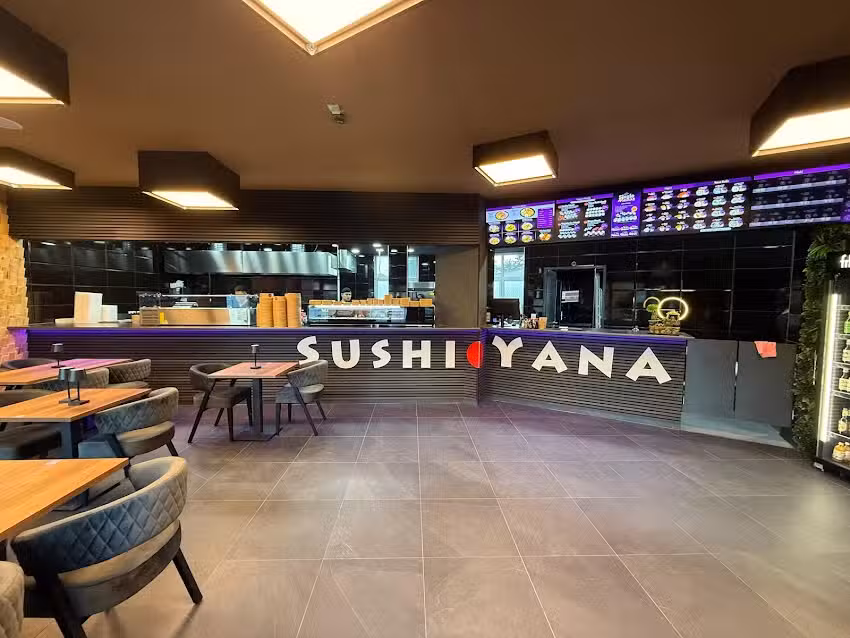 SUSHI YANA PANKOW-KAROW
