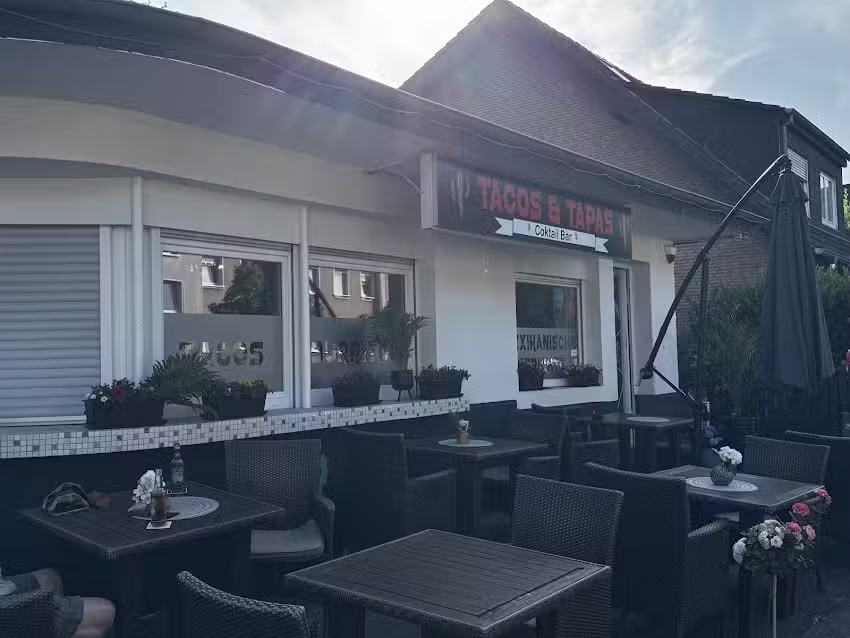 Tacos & Tapas Coktail Bar