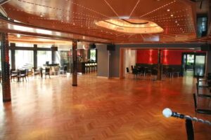 Tanzschule van Hasselt GmbH