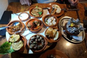Tapas y Vino