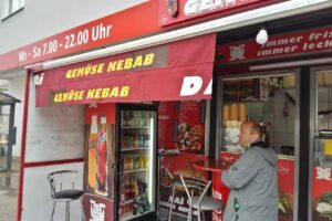 TAS Gemüse Kebap