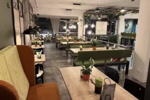 Taschi’s Burger & Bowl