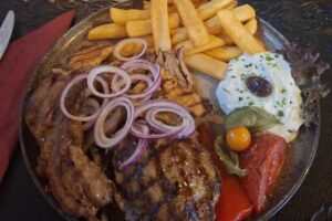 Taverna Adonis im alten Uhu