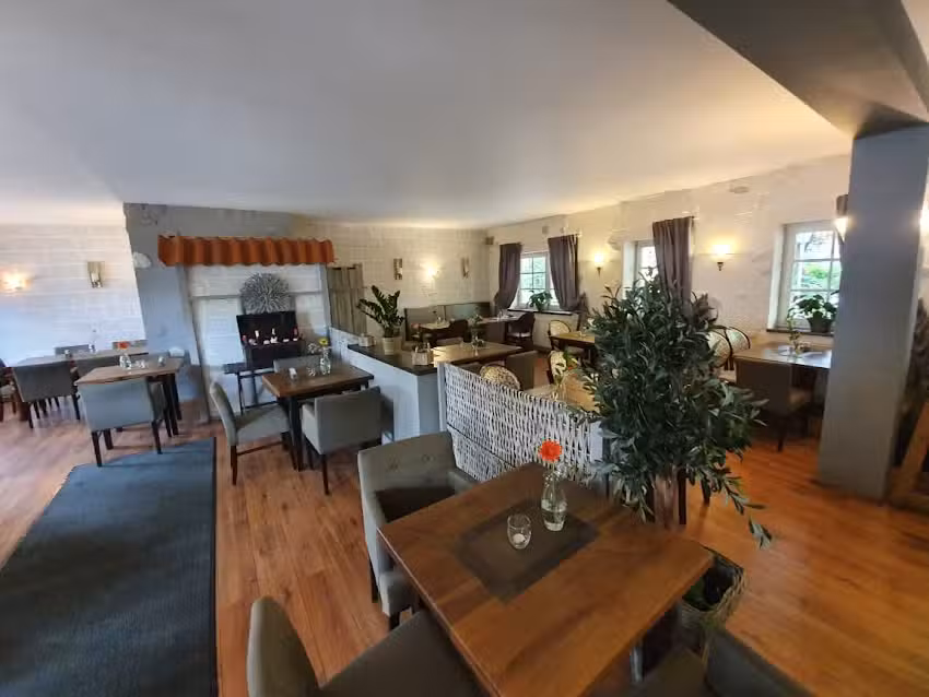 Taverna Greco Restaurant