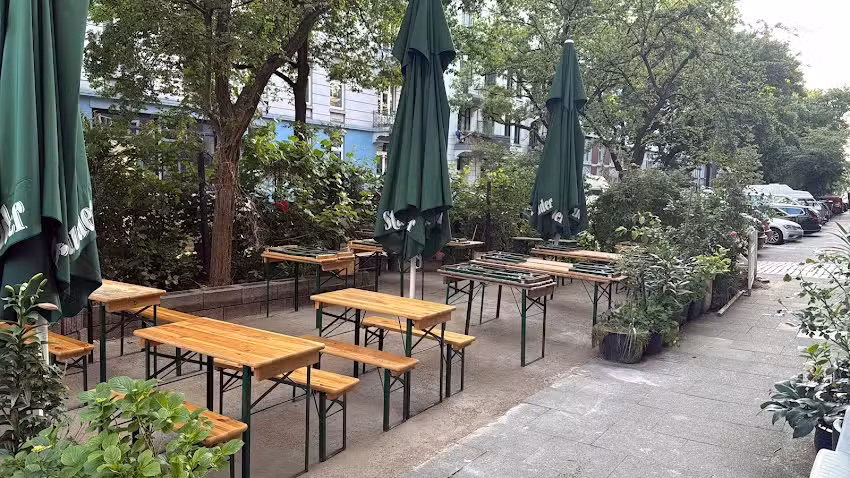 Taverne &Auml;g&auml;is