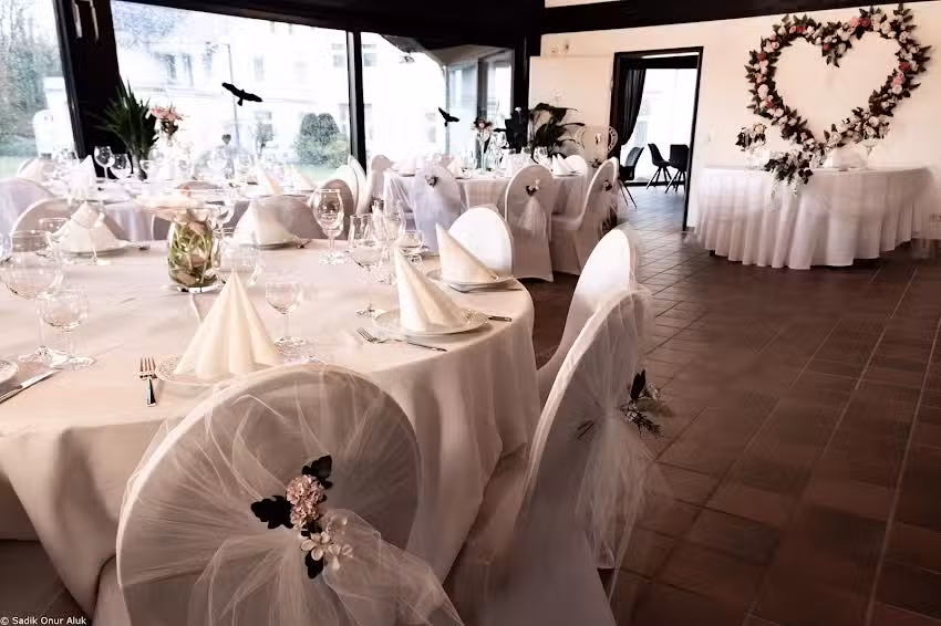 TEBAS &ndash; Eventhalle, Caf&eacute;, Catering