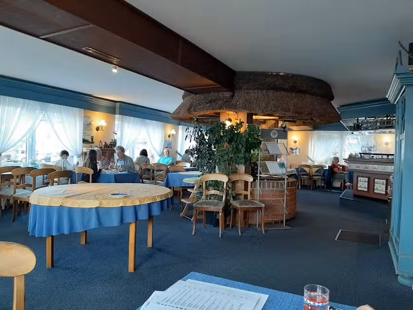 Teestube am Seedeich & Harlekin-Pub