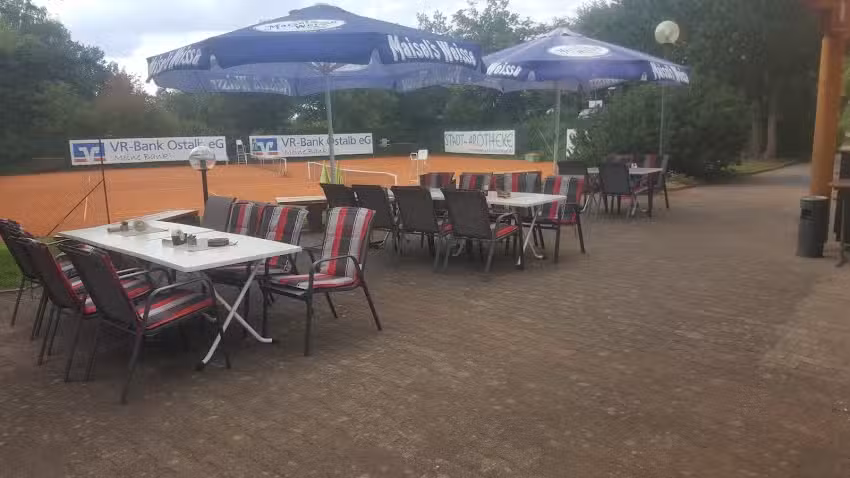 Tennisheim im Spiesel