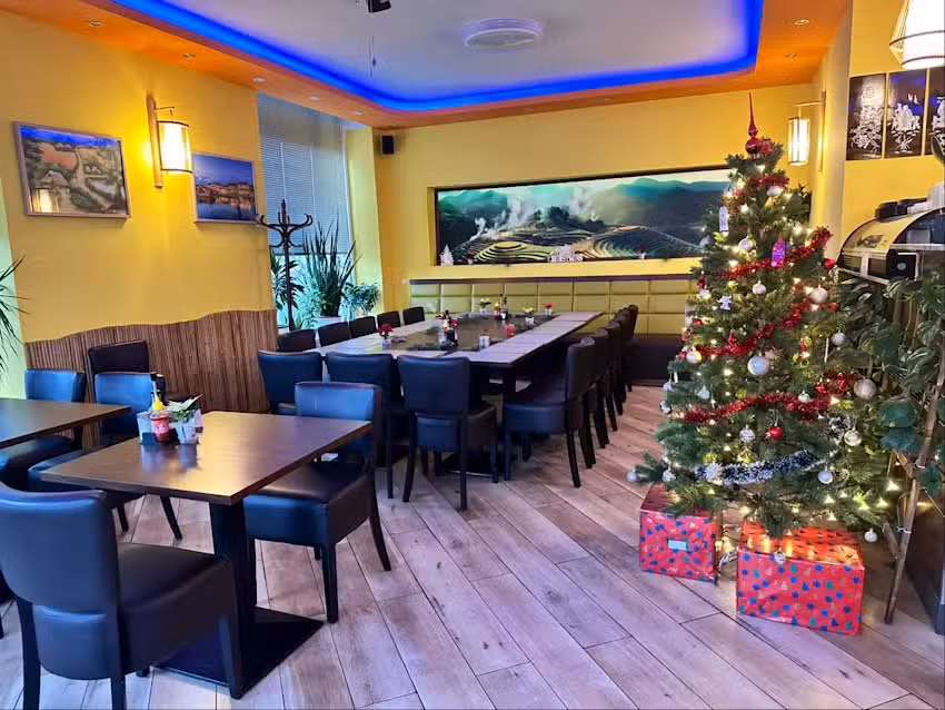 TH Restaurant & Sushi Bar