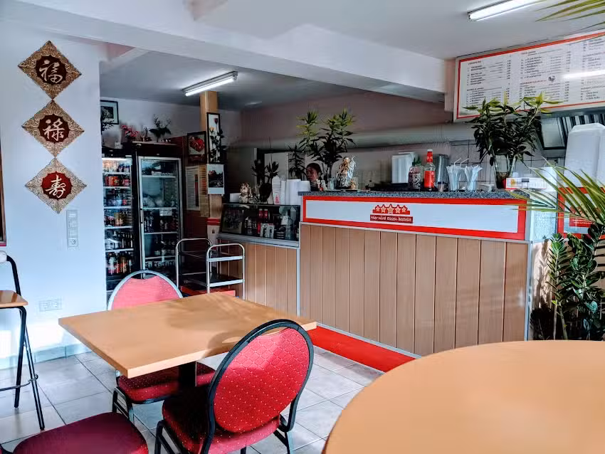 Thai-Nam Sushi & Asian Cusines