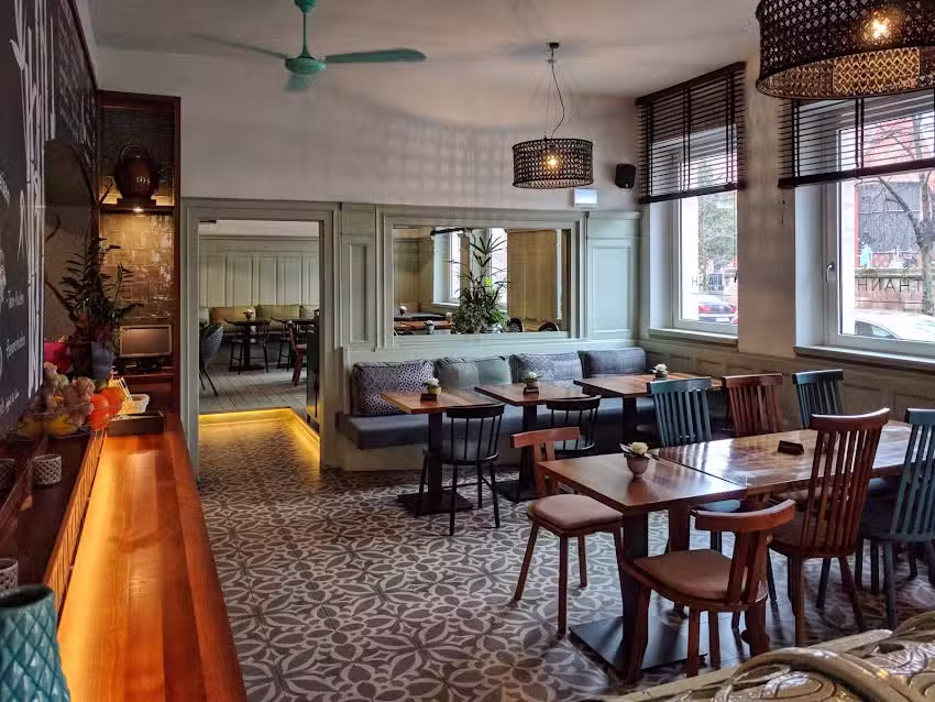 Thanh Vietnamese Home Kitchen