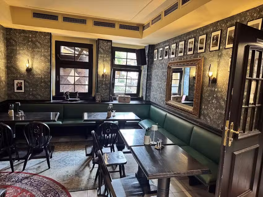 The Kerryman Irish Pub & Restaurant