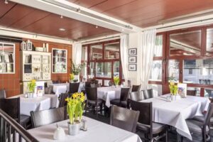 Theater-Caf&eacute;