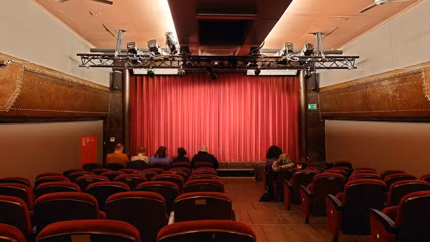 Theaterschiff Stuttgart GmbH & Co. KG