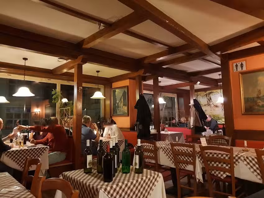 Tiamo Restaurant
