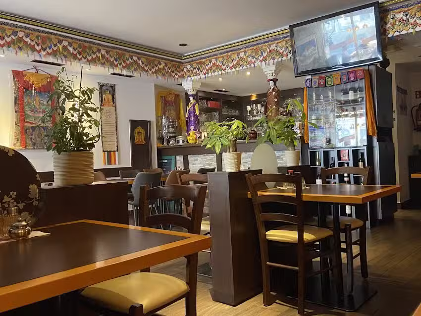 Tibet Family Bistro