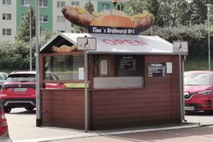 Tino’s Bratwurst No1