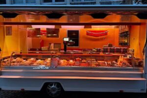 Tirana catering moers