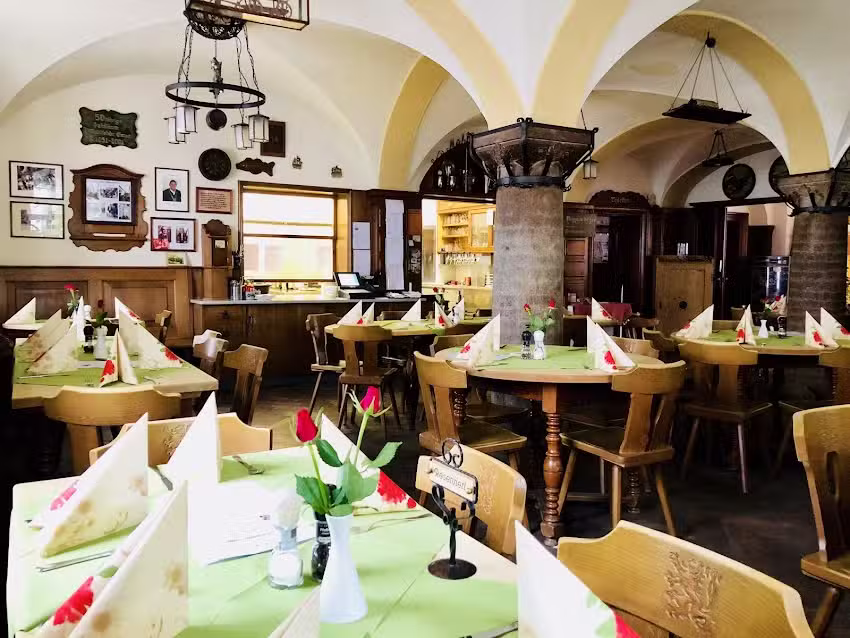 T&ouml;lzer Br&auml;ust&uuml;berl