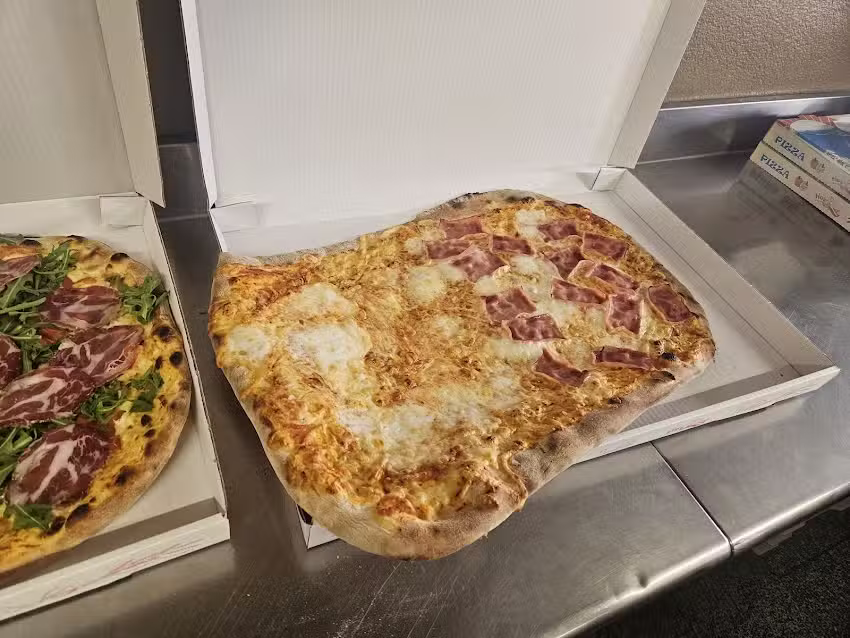 Tony&rsquo;s Pizza Sprint