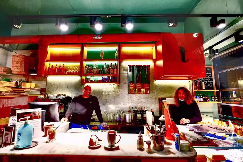 TOSTO Italian Cafe & Pizzeria
