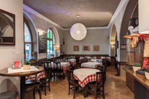 Trattoria La Piazza