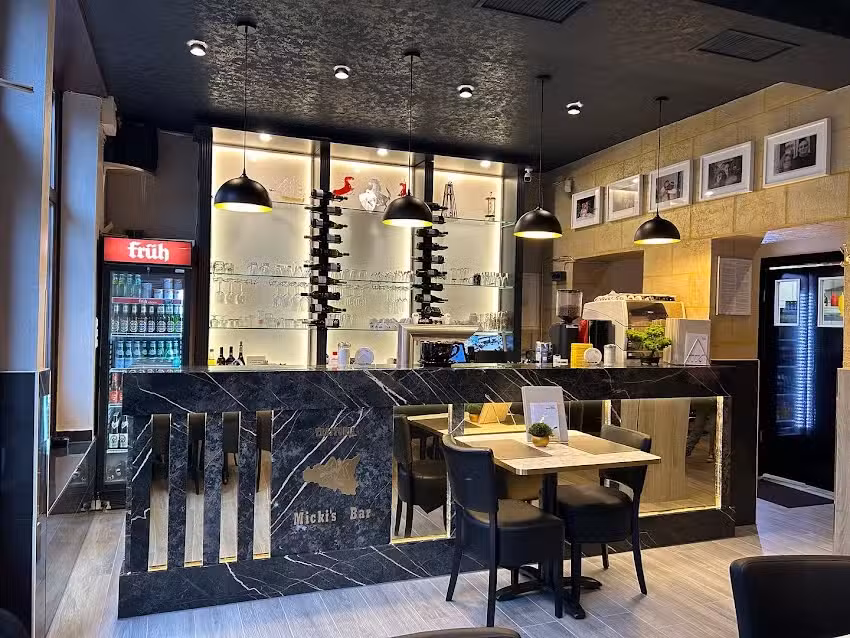 Trattoria Micki&lsquo;s Bar