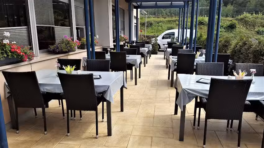 TSR Sportbar Restaurant